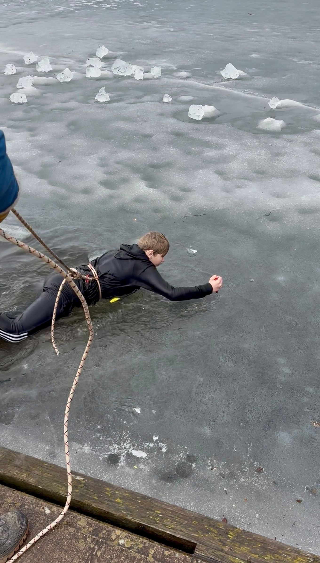 En person på en båt En person på en båt